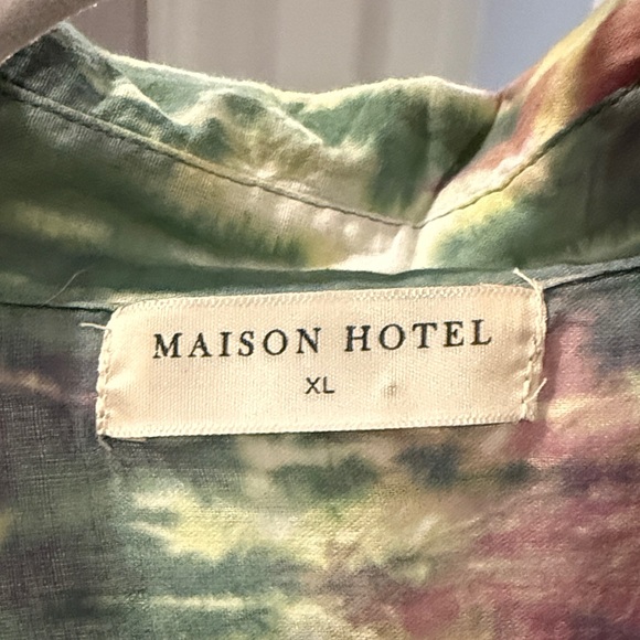 Vibrant Multicolor Button Down Shirt - Picture 6 of 6